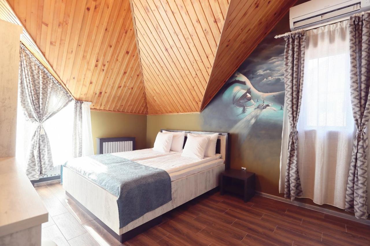 Dezire Guesthouse Baile 1 Mai Εξωτερικό φωτογραφία