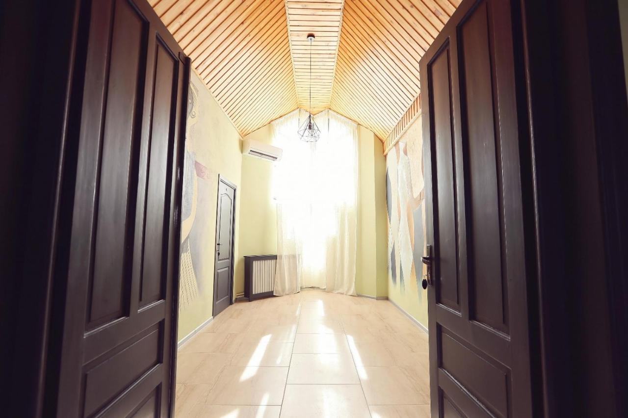 Dezire Guesthouse Baile 1 Mai Εξωτερικό φωτογραφία