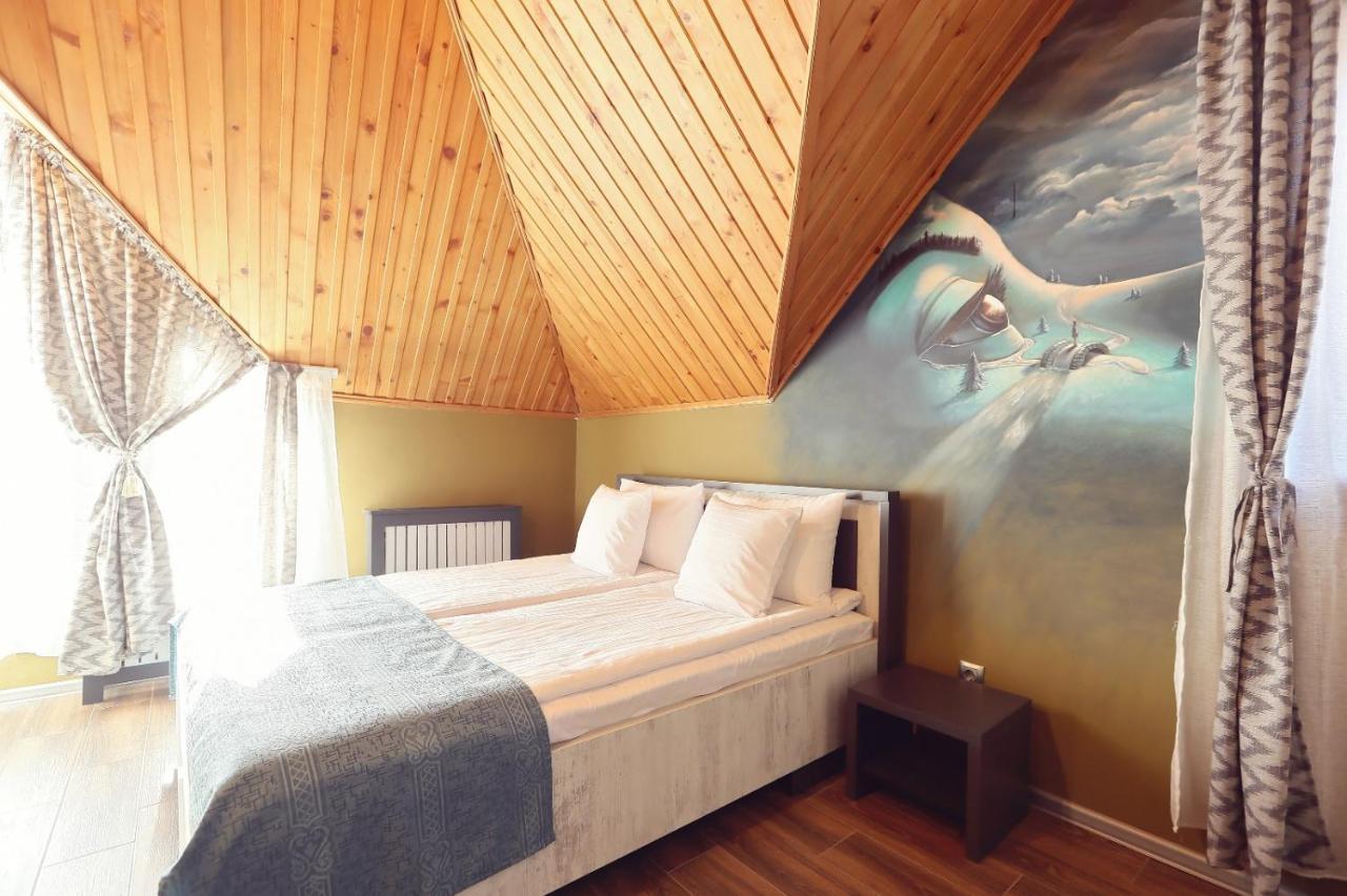 Dezire Guesthouse Baile 1 Mai Εξωτερικό φωτογραφία
