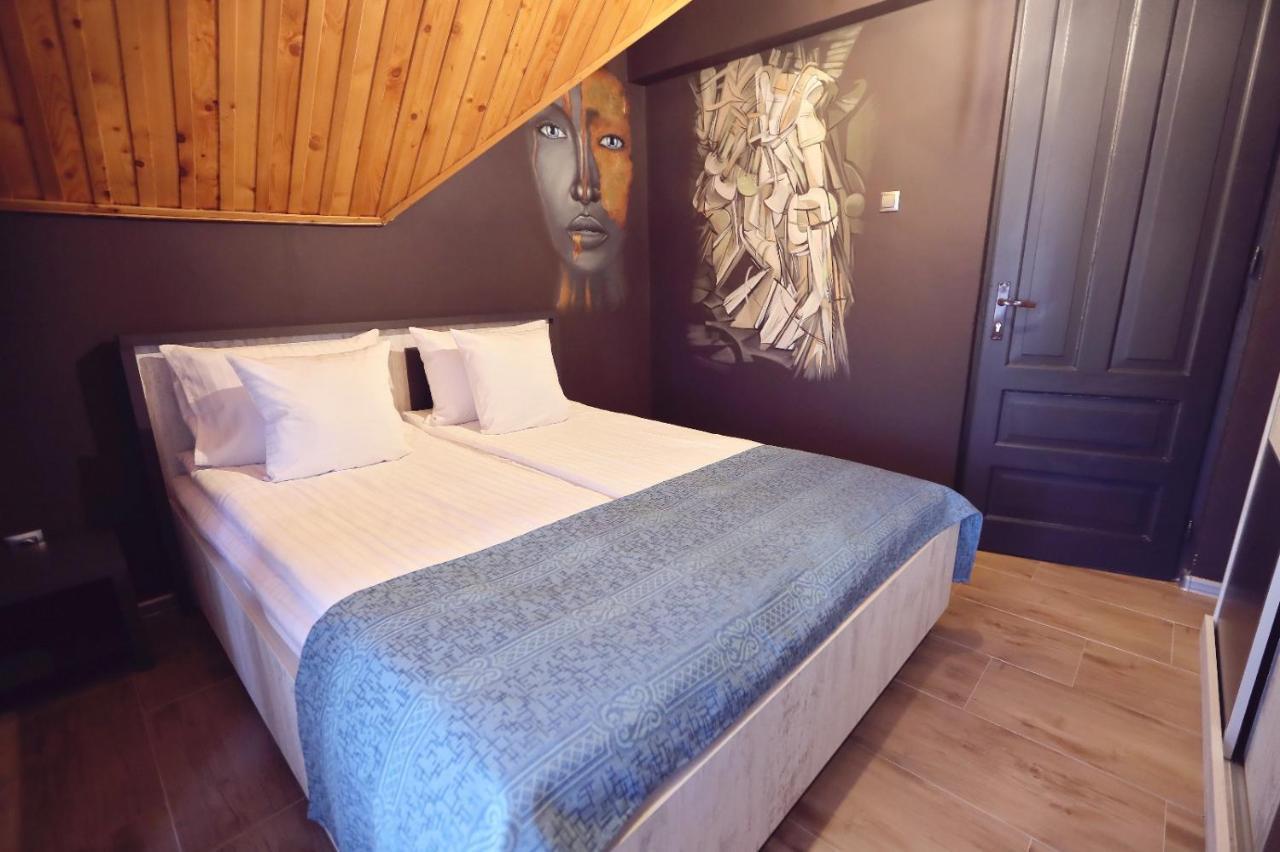 Dezire Guesthouse Baile 1 Mai Εξωτερικό φωτογραφία