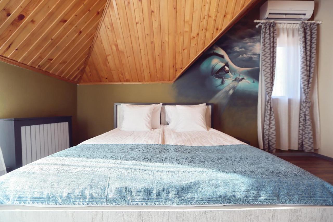Dezire Guesthouse Baile 1 Mai Εξωτερικό φωτογραφία